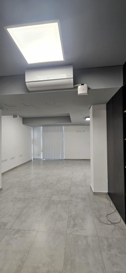 mal 613 - office space
